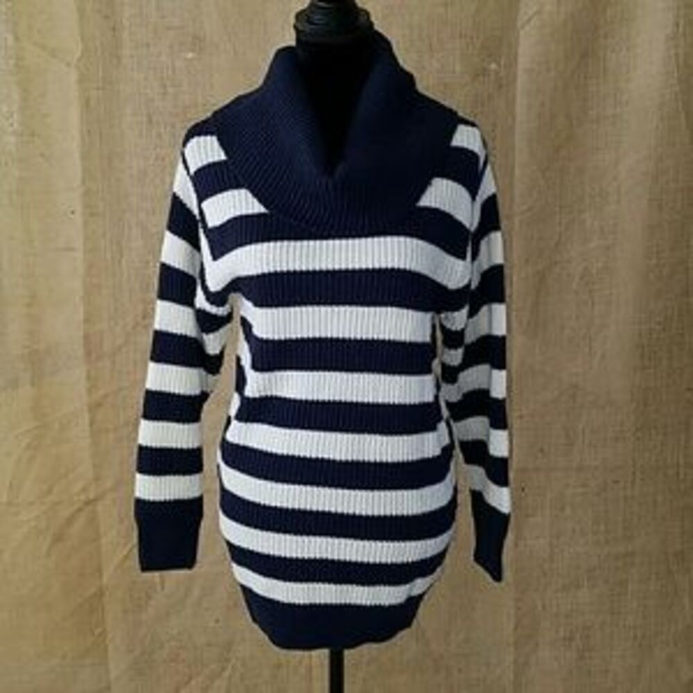 H&M Divided turtle neck sweater stripped‎ 8